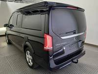 Aanzicht achter links