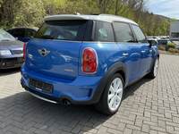 Widok z tyłu po stronie prawej