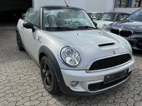 Вид спереди справа