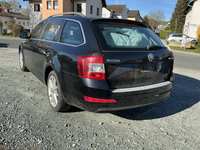 Widok z tyłu po stronie lewej