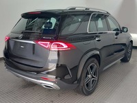 Aanzicht achter rechts