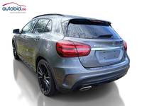 Aanzicht achter links