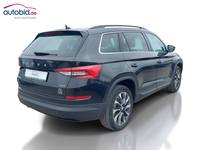 Widok z tyłu po stronie prawej