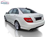 Aanzicht achter links