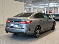 Aanzicht achter rechts