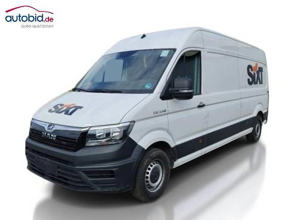 Pogled sprijeda lijevo