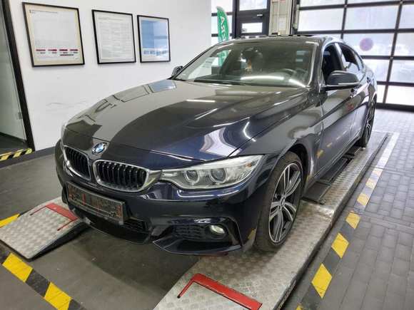 Pogled sprijeda lijevo