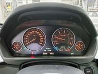 Pogled na kombinirani instrument