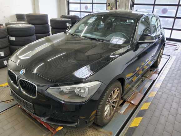 Pogled sprijeda lijevo