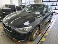 Pogled sprijeda lijevo