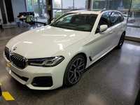 Pogled sprijeda lijevo