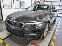 Pogled sprijeda lijevo