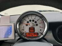 Pohled na přístrojovou desku