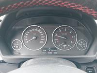 Pohled na přístrojovou desku