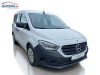 Náhled zpředu zprava