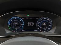 Pohled na přístrojovou desku