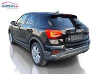 Vaade tagant vasakult