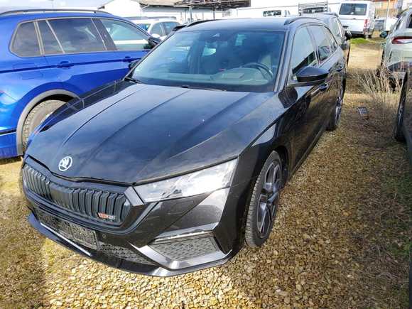 Náhled zpředu zleva