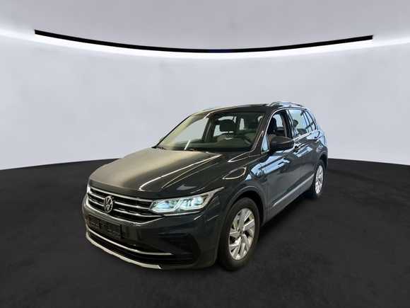 Vaizdas iš priekio kairės