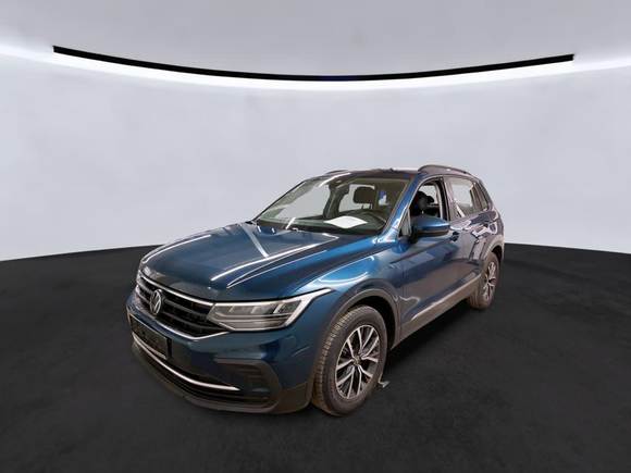 Pogled sprijeda lijevo