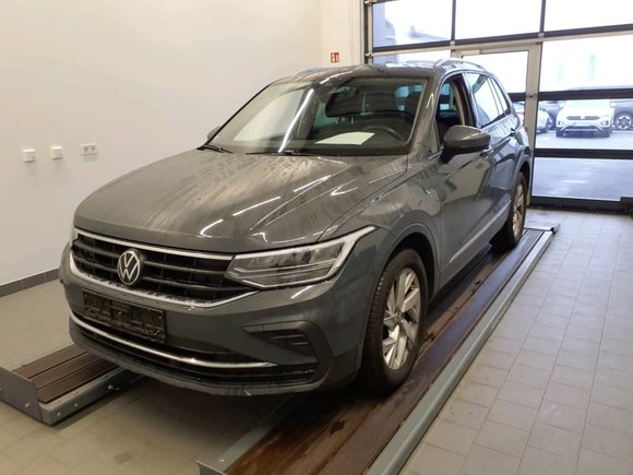 Náhled zpředu zleva