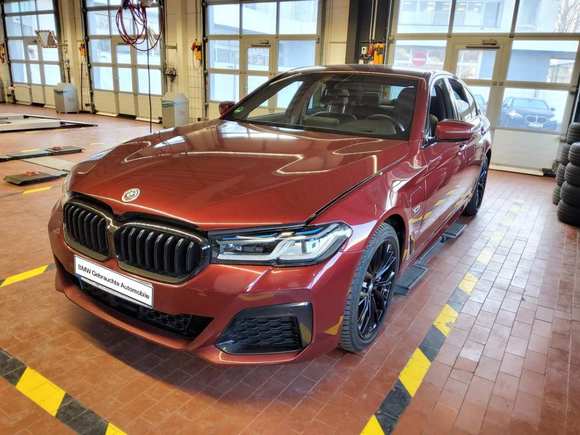 Pogled sprijeda lijevo