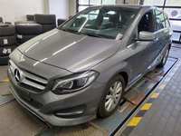 Pogled sprijeda lijevo