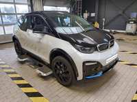 Pogled sprijeda desno