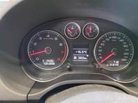 Pohled na přístrojovou desku