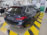 Aanzicht achter rechts