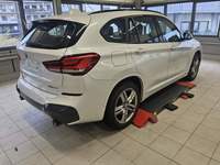 Aanzicht achter rechts