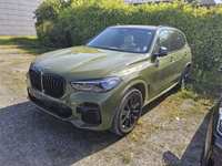 BMW X5 M50i