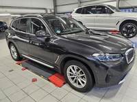 Pogled desno spredaj