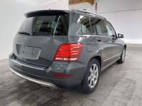 Aanzicht achter rechts