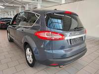 Pogled od pozadi levo