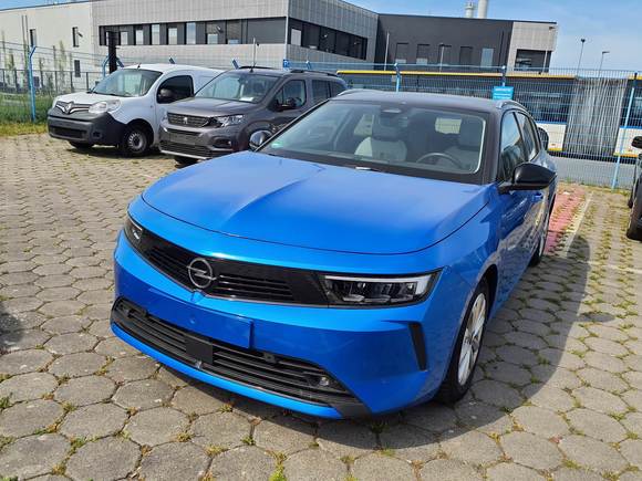 Widok z przodu po stronie lewej
