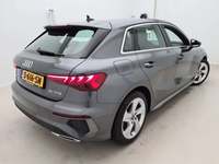 Widok z tyłu po stronie prawej