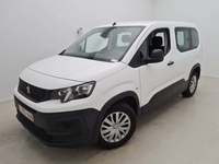 Pogled od napred levo