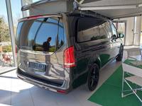 Náhled zezadu zprava