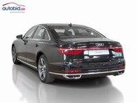 Vaade tagant vasakult