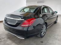 Aanzicht achter rechts