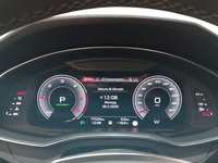 Pohled na přístrojovou desku