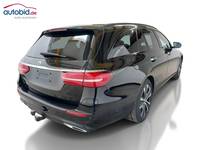 Aanzicht achter rechts