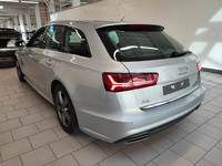 Pogled od pozadi levo