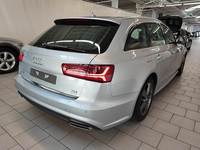 Pogled od pozadi desno