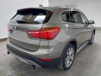 Aanzicht achter rechts