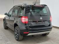 Aanzicht achter links