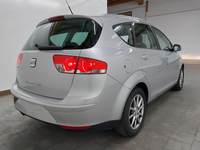 Aanzicht achter rechts