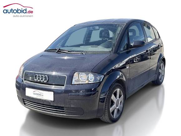 Pogled od napred levo