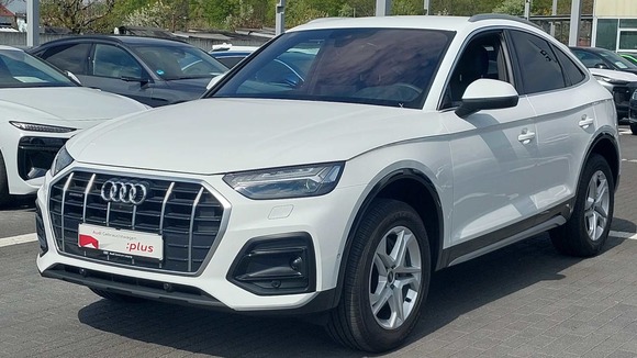 Pogled od napred levo